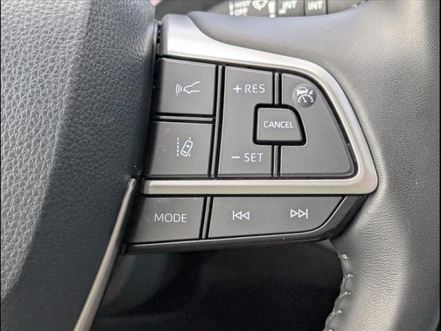 used 2024 Toyota Highlander car, priced at $45,486