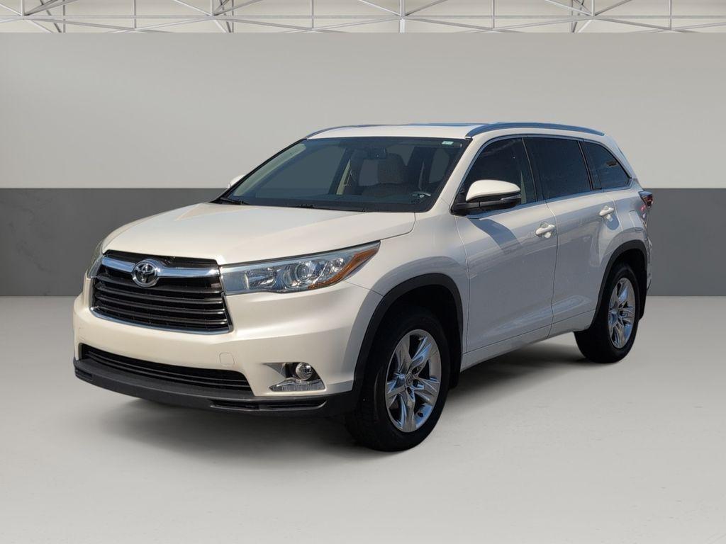 used 2015 Toyota Highlander car, priced at $18,299