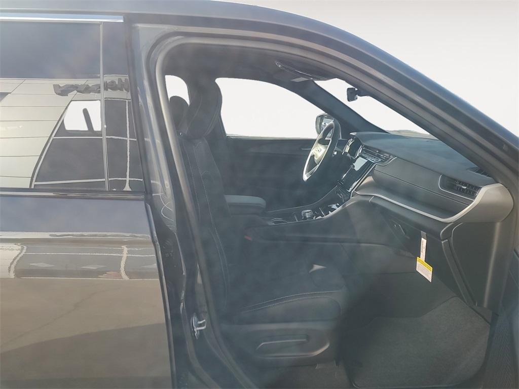 new 2025 Jeep Grand Cherokee L car, priced at $42,467