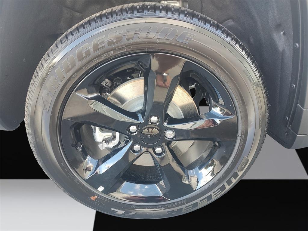 new 2025 Jeep Grand Cherokee L car, priced at $48,966