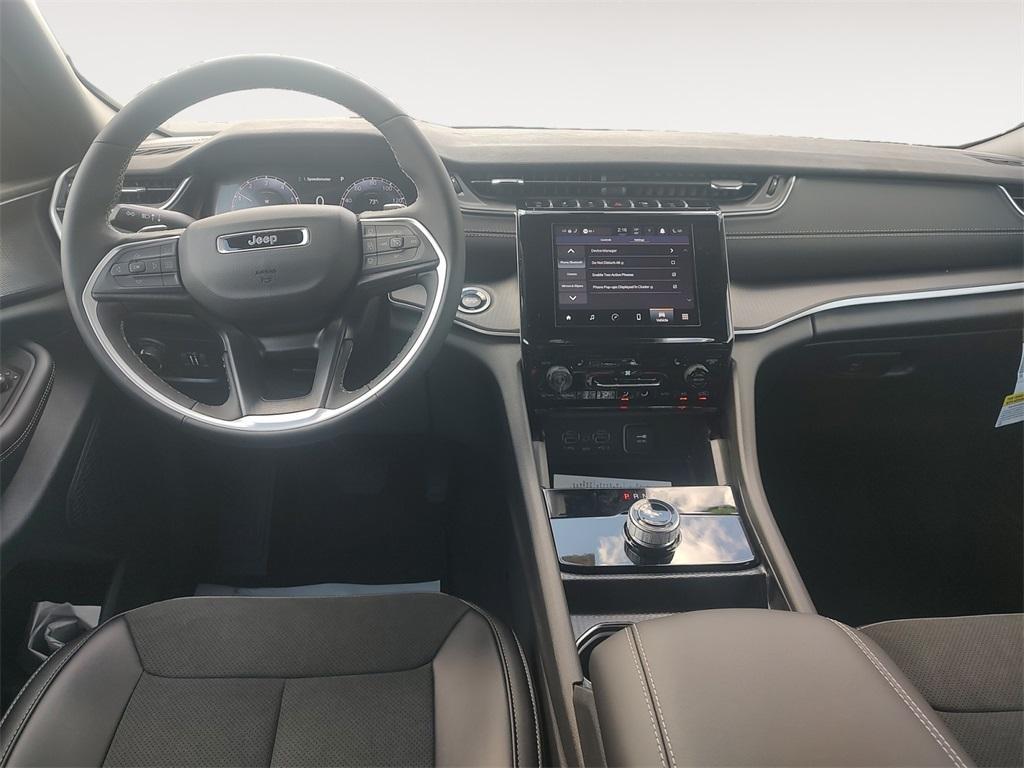 new 2025 Jeep Grand Cherokee L car, priced at $48,966