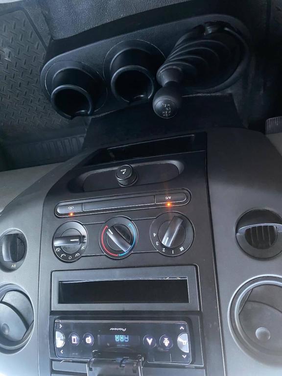 used 2005 Ford F-150 car, priced at $5,900