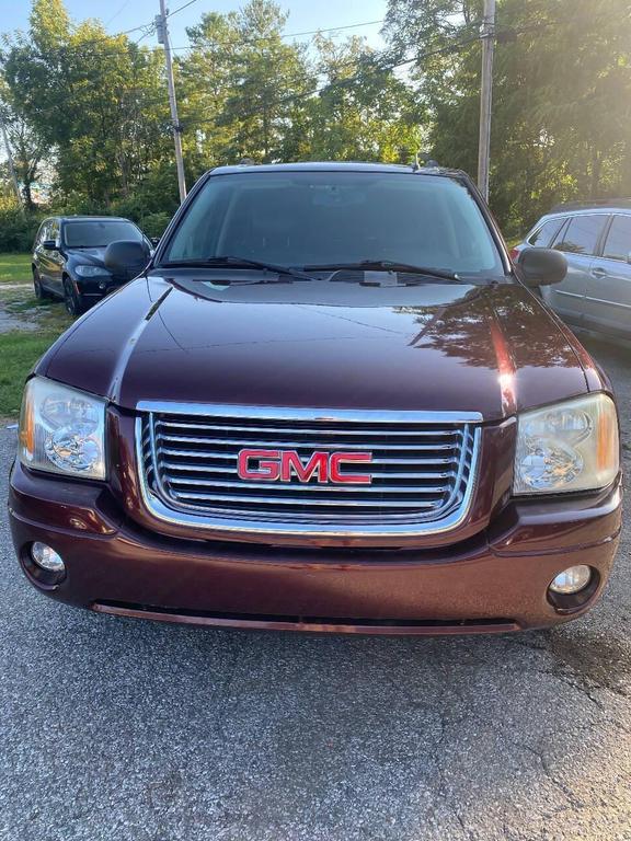 used 2006 GMC Envoy car, priced at $4,900