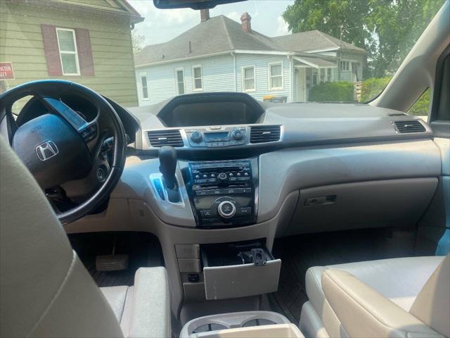 used 2011 Honda Odyssey car, priced at $5,900