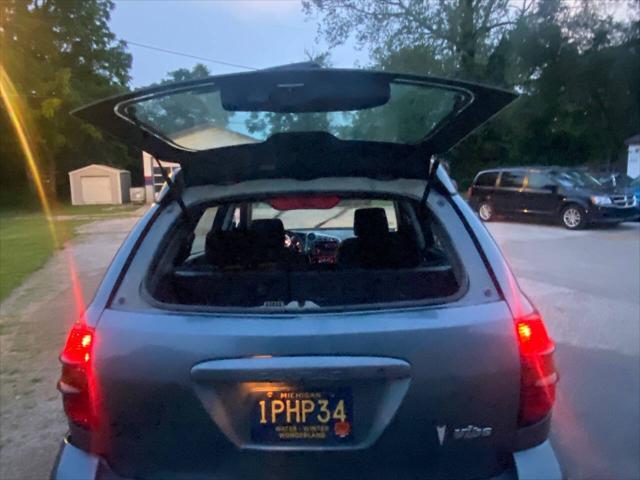 used 2007 Pontiac Vibe car, priced at $2,900
