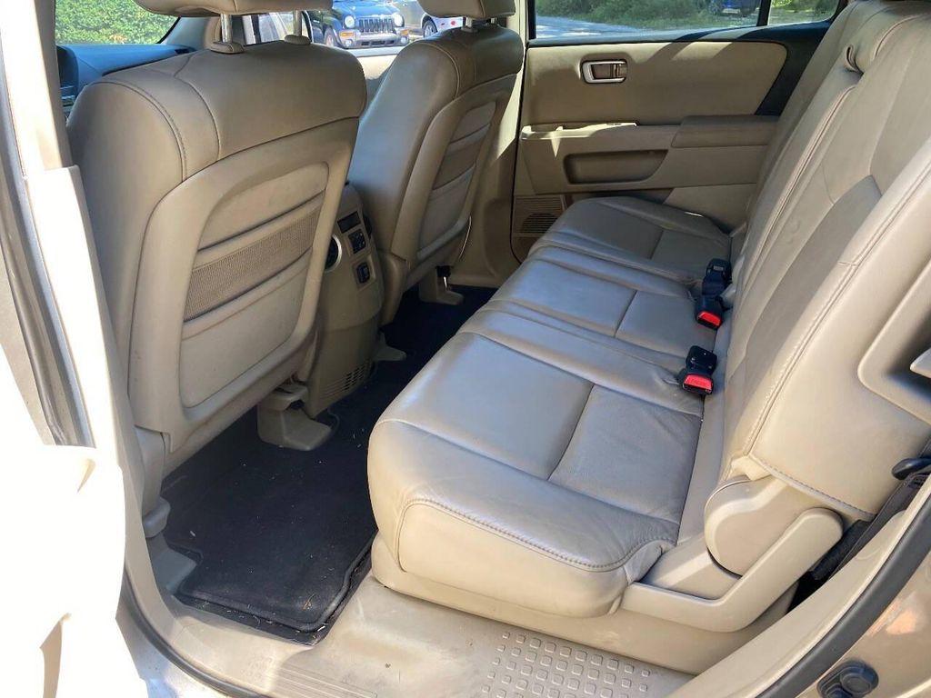 used 2009 Honda Pilot car, priced at $3,900