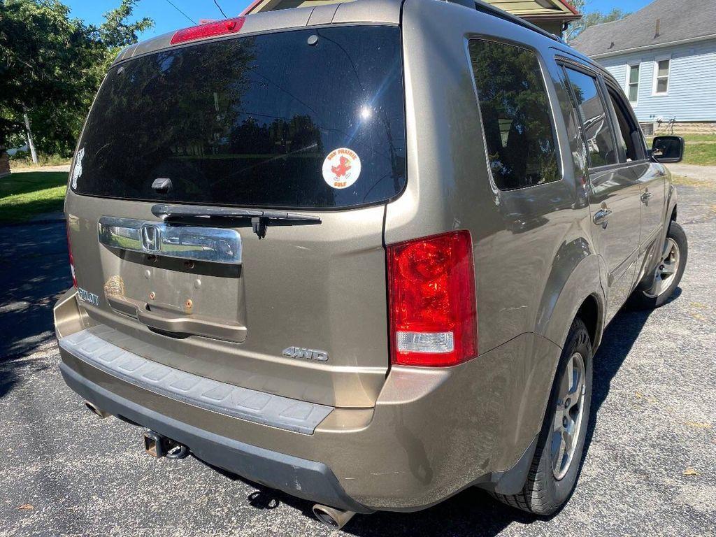 used 2009 Honda Pilot car, priced at $3,900