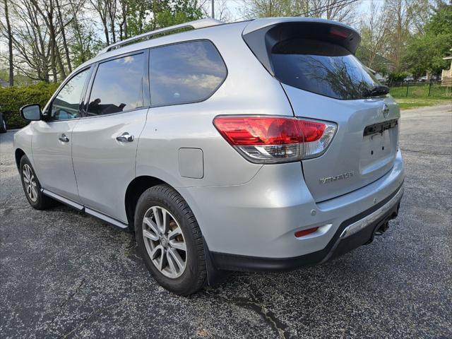 used 2014 Nissan Pathfinder car, priced at $7,900