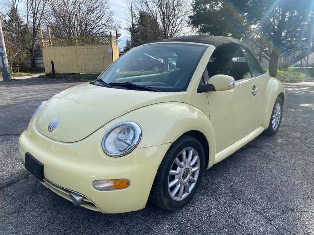 used 2004 Volkswagen New Beetle car, priced at $5,900