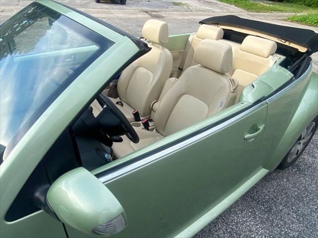 used 2007 Volkswagen New Beetle car, priced at $6,900