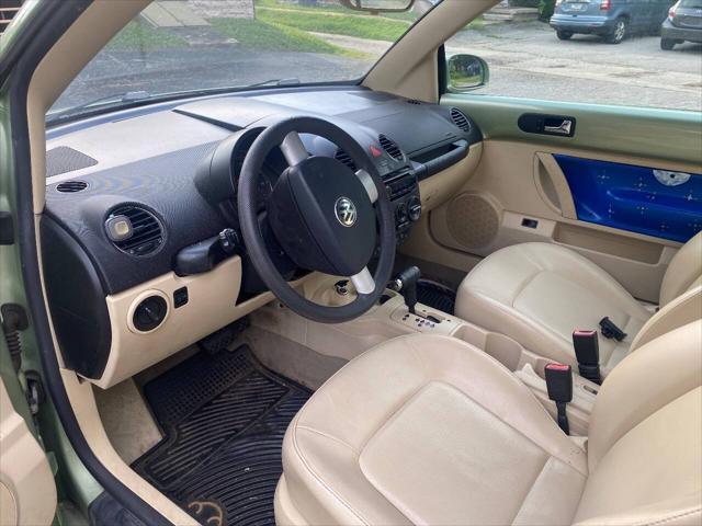 used 2007 Volkswagen New Beetle car, priced at $6,900