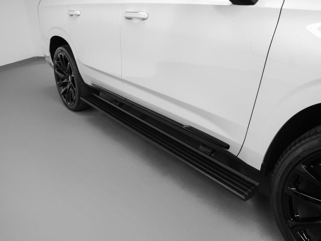 used 2023 Cadillac Escalade car, priced at $74,890