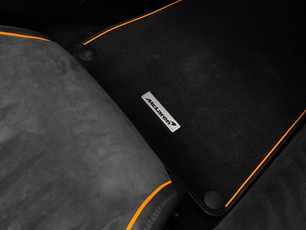 used 2025 McLaren Artura car, priced at $259,890