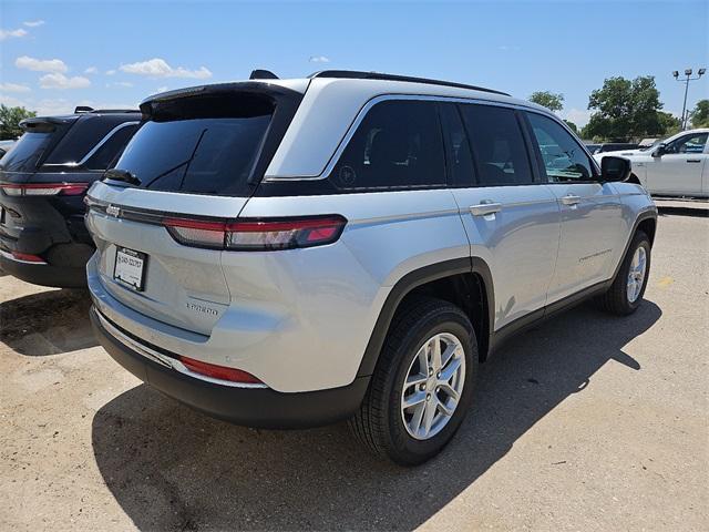 new 2024 Jeep Grand Cherokee car, priced at $38,062