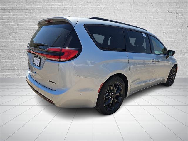 new 2024 Chrysler Pacifica car, priced at $46,100