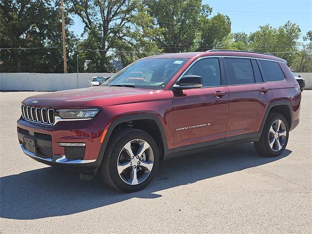 new 2024 Jeep Grand Cherokee L car, priced at $49,433