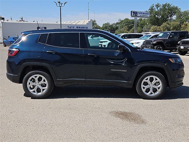 new 2024 Jeep Compass car, priced at $26,882