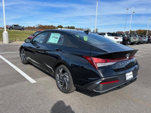 new 2025 Hyundai Elantra car, priced at $24,685