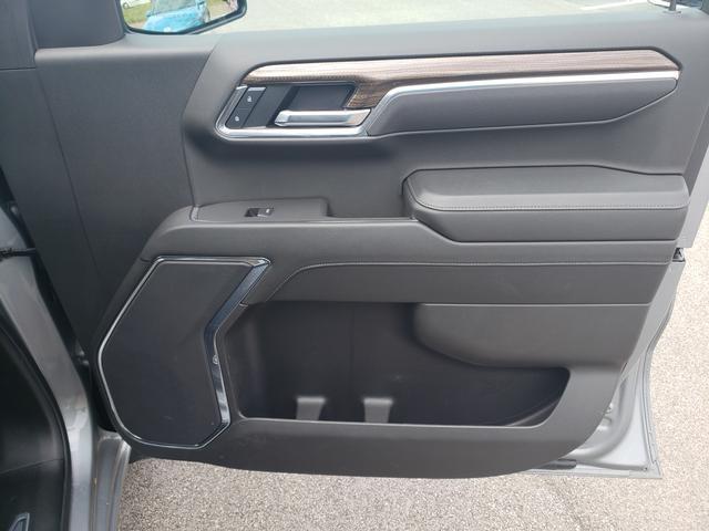 used 2025 Chevrolet Silverado 1500 car, priced at $48,121