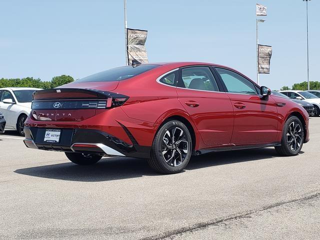 new 2025 Hyundai Sonata car, priced at $30,395