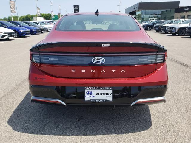 new 2025 Hyundai Sonata car, priced at $30,395