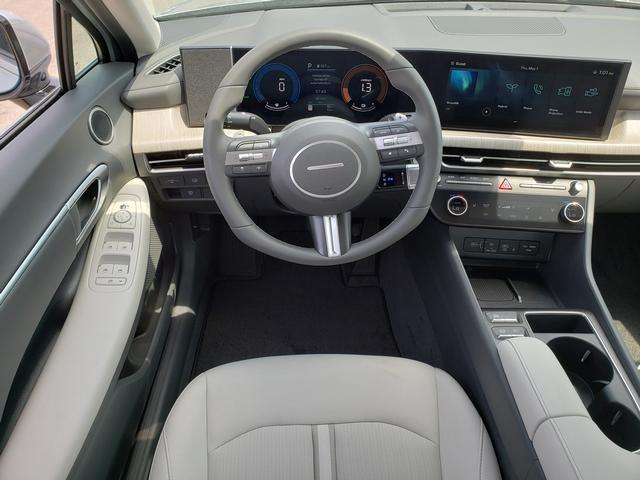 new 2025 Hyundai Sonata Hybrid car, priced at $32,690