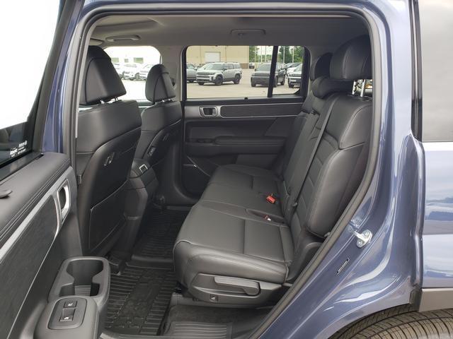 new 2025 Hyundai Santa Fe car, priced at $47,805