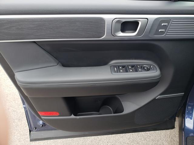 new 2025 Hyundai Santa Fe car, priced at $47,805