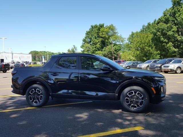 new 2024 Hyundai Santa Cruz car, priced at $35,085