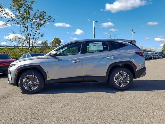 new 2026 Hyundai TUCSON Hybrid car, priced at $34,435