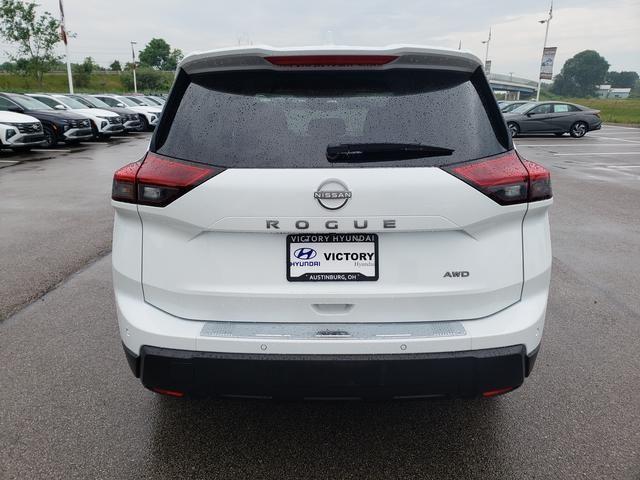 used 2025 Nissan Rogue car, priced at $27,494