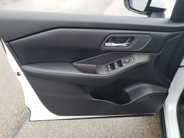 used 2025 Nissan Rogue car, priced at $27,494