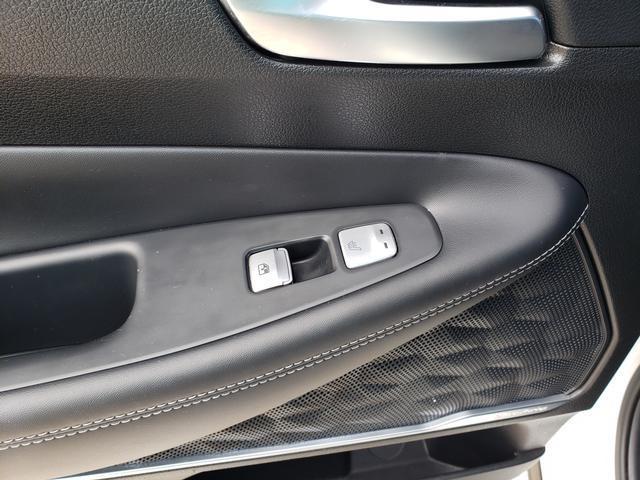 used 2022 Hyundai Santa Fe car, priced at $27,193