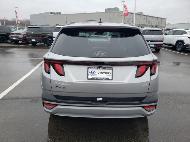 new 2025 Hyundai Tucson car, priced at $33,990