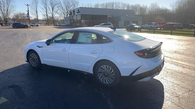 new 2024 Hyundai Sonata Hybrid car, priced at $32,915