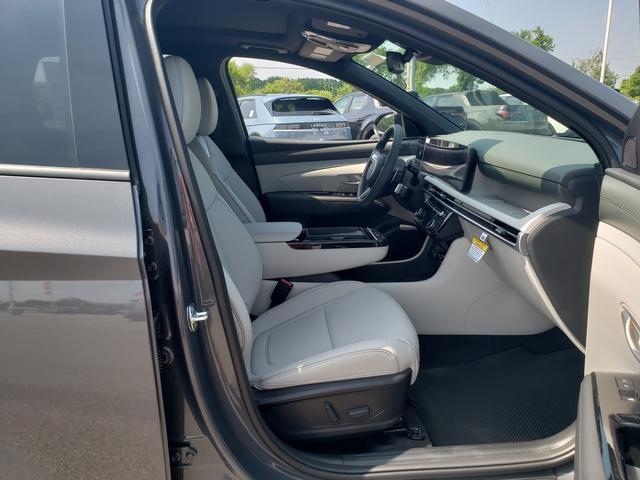 new 2025 Hyundai Tucson car, priced at $42,500