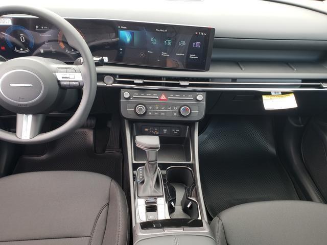 new 2025 Hyundai Tucson car, priced at $32,285