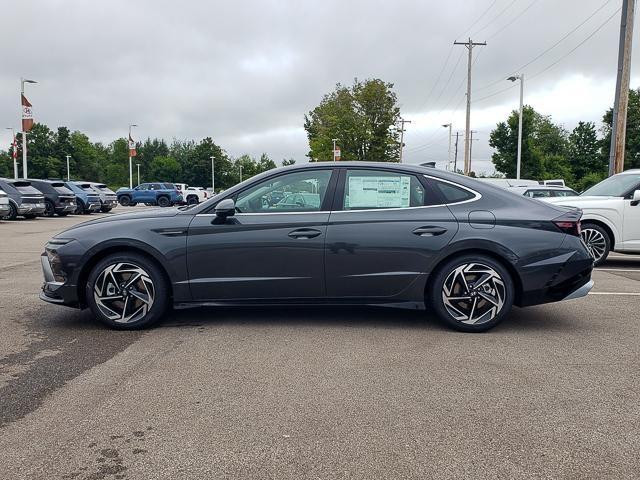 new 2025 Hyundai Sonata car, priced at $32,985