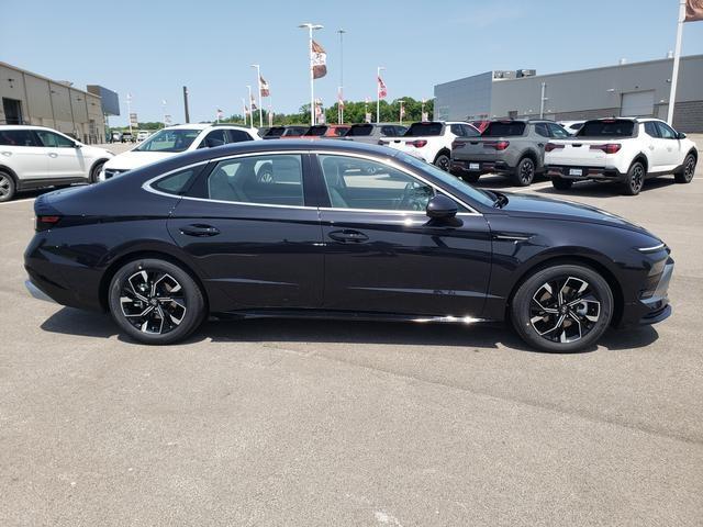 new 2025 Hyundai Sonata car, priced at $31,330