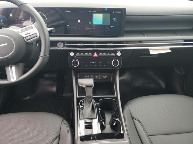 new 2025 Hyundai Tucson car, priced at $36,944
