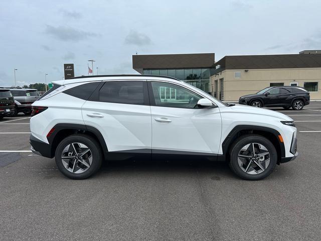 new 2025 Hyundai Tucson car, priced at $34,290