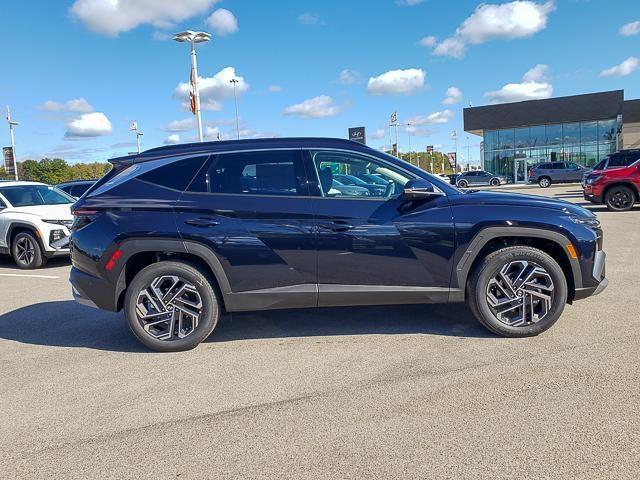 new 2026 Hyundai TUCSON Hybrid car, priced at $43,665