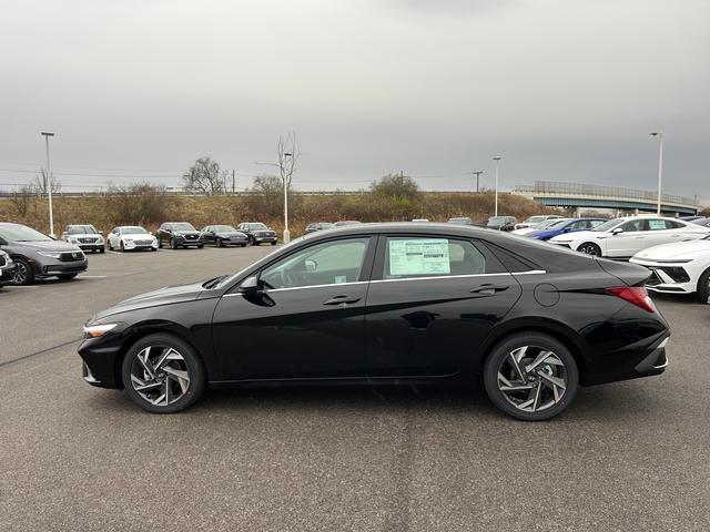 new 2025 Hyundai Elantra car, priced at $27,285