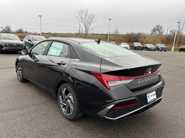 new 2025 Hyundai Elantra car, priced at $27,285