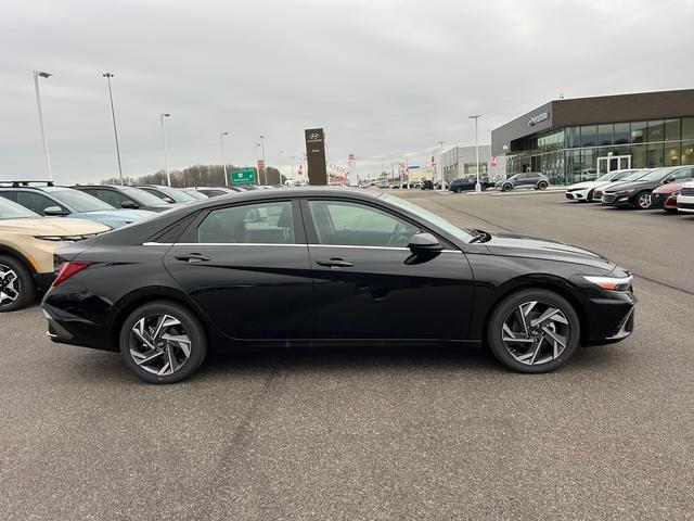 new 2025 Hyundai Elantra car, priced at $27,285