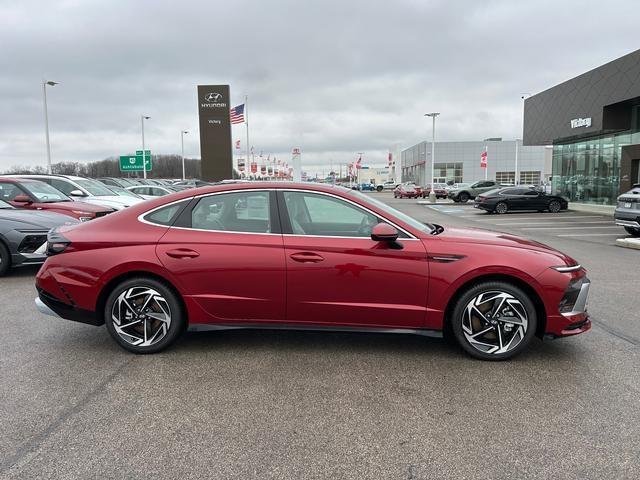 new 2025 Hyundai Sonata car, priced at $32,980