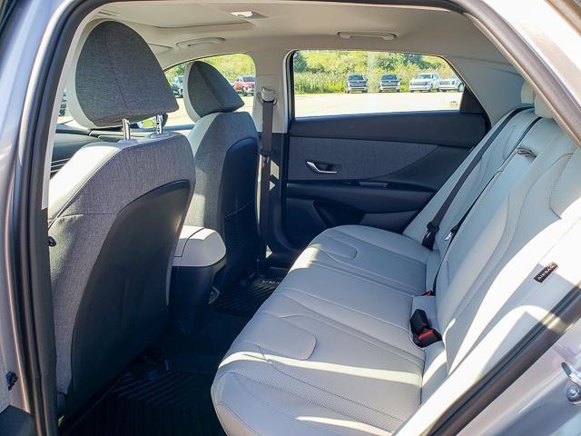 new 2025 Hyundai Elantra car, priced at $28,640