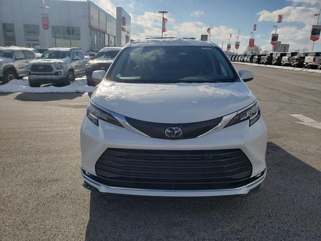 used 2023 Toyota Sienna car, priced at $45,348