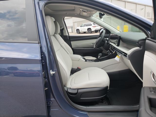 new 2025 Hyundai Tucson car, priced at $36,884