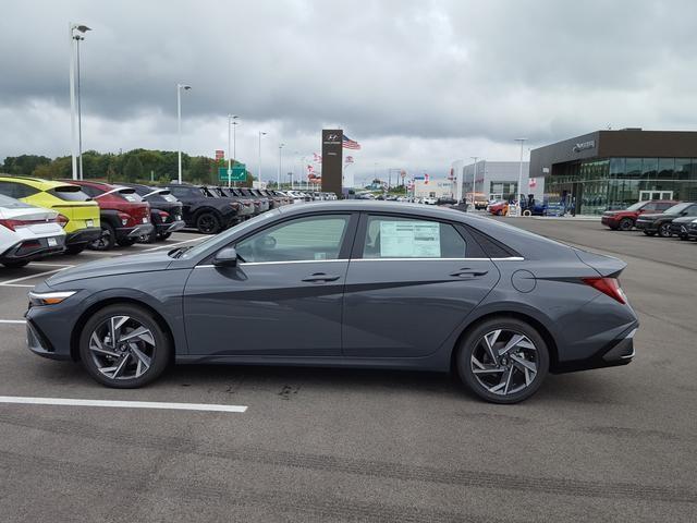 new 2025 Hyundai Elantra car, priced at $31,115